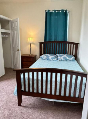 2F4-Chelsea Suites In-Unit washer dryer and TV